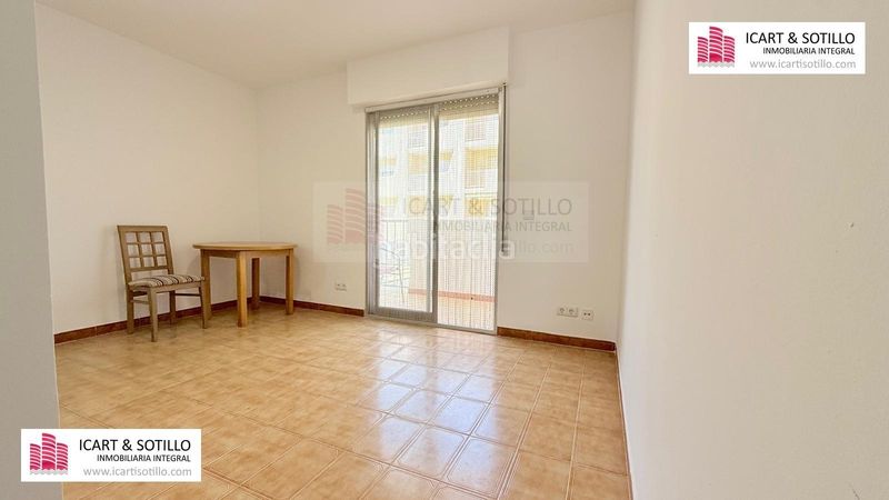Foto cd2252eb-f989-4bcb-a12a-b4fb1c09d5ae. Apartament amb aparcament a Casco Urbano Vinaròs