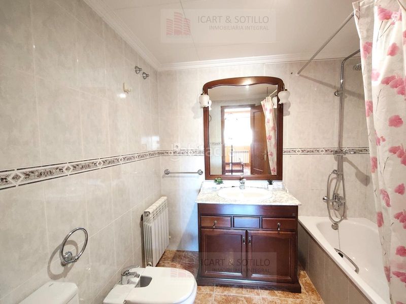 Foto f68a7e64-c90a-43a4-870c-71aa8e649a24. Pis amb calefacció a Casco Urbano Vinaròs