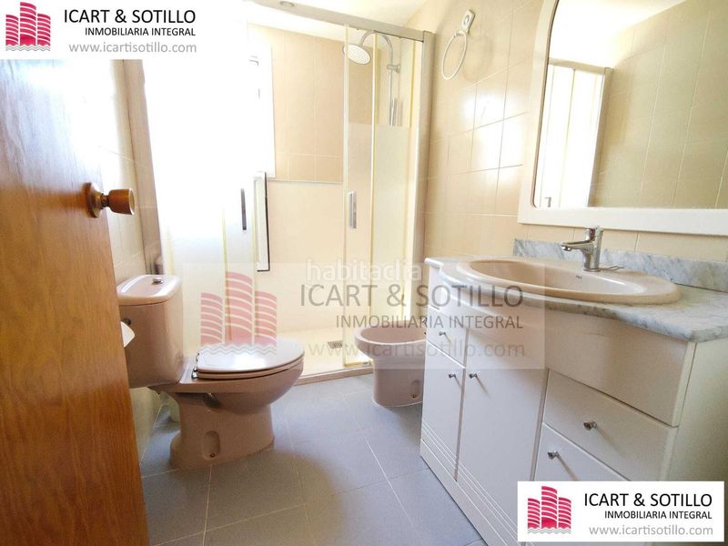Foto 6806a304-03a3-4fa4-9160-e1eb9bfdc0de. Apartament amb aparcament piscina a Les Salines Vinaròs