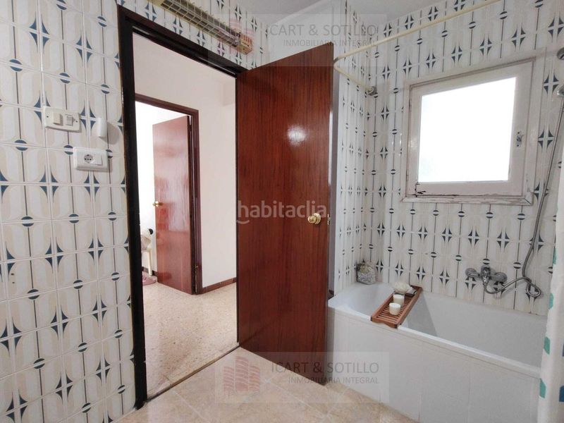 Foto 86232d57-b6ba-4b98-b3d4-25bd5b8a5e62. Pis amb calefacció a Casco Urbano Vinaròs