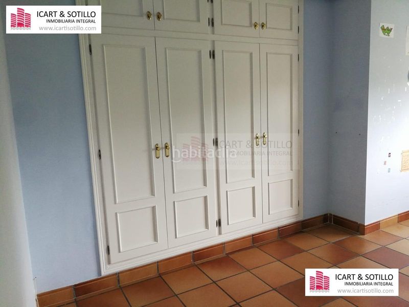 Foto 5fbafde6-6875-4b5f-a7a3-034ed2213933. Xalet amb calefacció aparcament piscina a closa de Vinaròs - ermita Vinaròs