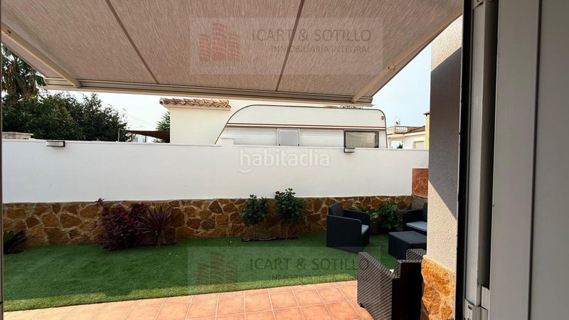 Foto aaa0ad38-9495-464d-995b-4c46de453029. Xalet amb calefacció aparcament a Les Salines Vinaròs