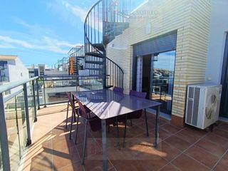 Location Attique  Calle calle sevilla. Bonito atico duplex en panoramica san jordi
