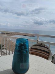 Rent Flat in Casco Urbano. Piso en alquiler de larga duración con terraza frente al mar en