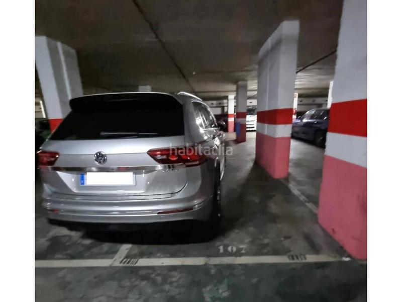 Foto cf409431-a7ee-446f-8200-80ed8b912259. Parking coche en pau marsal 158 garaje en venta en Cementiri Vell en Terrassa