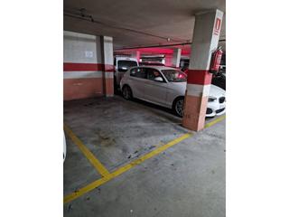 Parking voiture dans Pau marsal  158. Garaje en venta en cementiri vell
