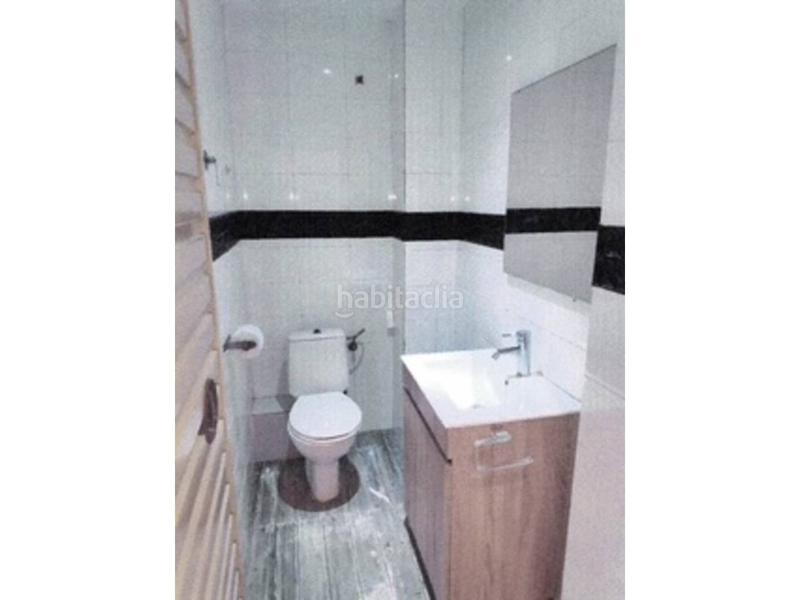 Foto 2b7121d1-34de-4168-8421-0cb6d0b449b1. Lloguer local comercial a Zona Esportiva Terrassa