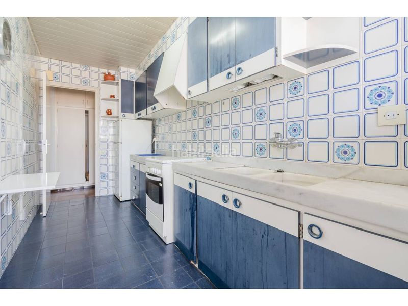 Foto 3c108e32-d297-45bc-bc53-1b7b491059ec. Àtic amb calefacció a Cementiri Vell Terrassa