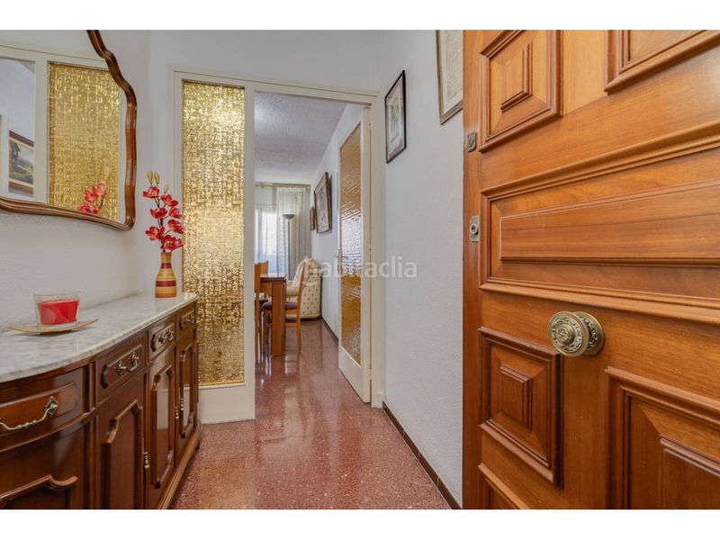 Foto 5e7808ab-77a9-488d-bb98-9f012bb660db. Àtic amb calefacció a Cementiri Vell Terrassa