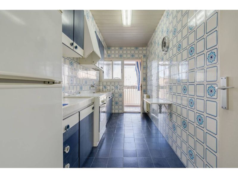 Foto 997712aa-225b-42bd-86ee-2b80311d6f07. Àtic amb calefacció a Cementiri Vell Terrassa