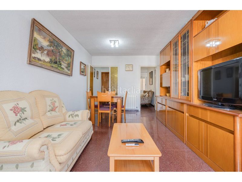 Foto fbcf1616-cb2f-477c-9964-696db73ee258. Àtic amb calefacció a Cementiri Vell Terrassa