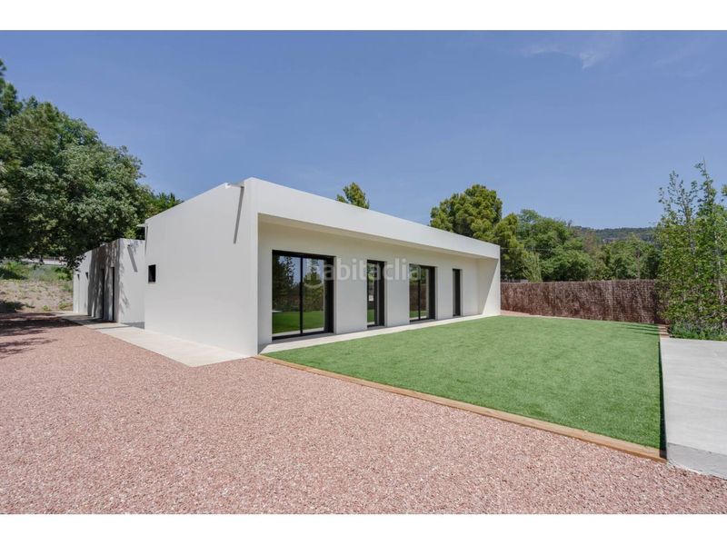 Foto 0ab6f570-a1e5-46d3-9520-ca3d83cf3360. Casa amb calefacció aparcament piscina a Matadepera