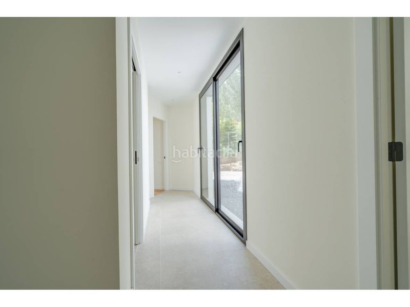 Foto 76da8252-9965-438d-96fc-1fede10c16f4. Casa amb calefacció aparcament piscina a Matadepera