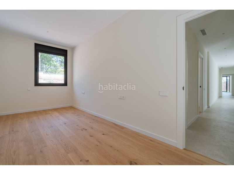 Foto a89c8a9a-77bf-4e8a-8589-654c72824bf1. Casa amb calefacció aparcament piscina a Matadepera