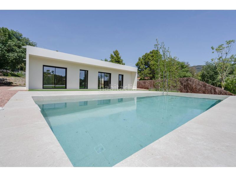 Foto fe545e86-fe22-4fea-a71f-bd43d7127770. Casa amb calefacció aparcament piscina a Matadepera