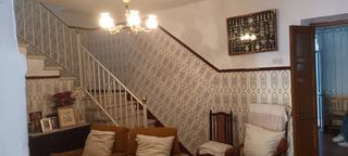 Casa en Centro - Do�a Mercedes. Se vende casa pr�xima a reyes cat�licos
