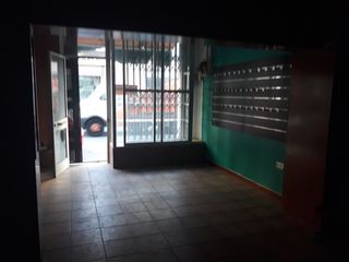 Gesch�ftsraum en Centro - Do�a Mercedes. Se vende local avda. los pirralos