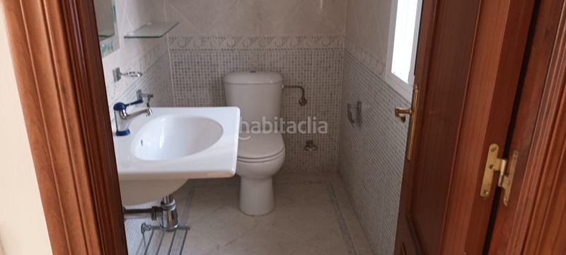 Foto 19fa0fdc-19da-4962-8956-1156bb8d11b8. Casa amb aparcament a Centro - Doña Mercedes Dos Hermanas