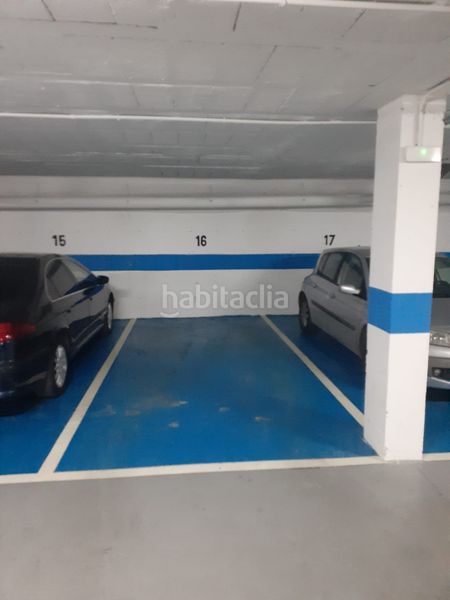 Foto bf9d9cf6-2c07-46a1-8aa6-b45d8d6a0ae6. Aparcament cotxe a Centro - Doña Mercedes Dos Hermanas