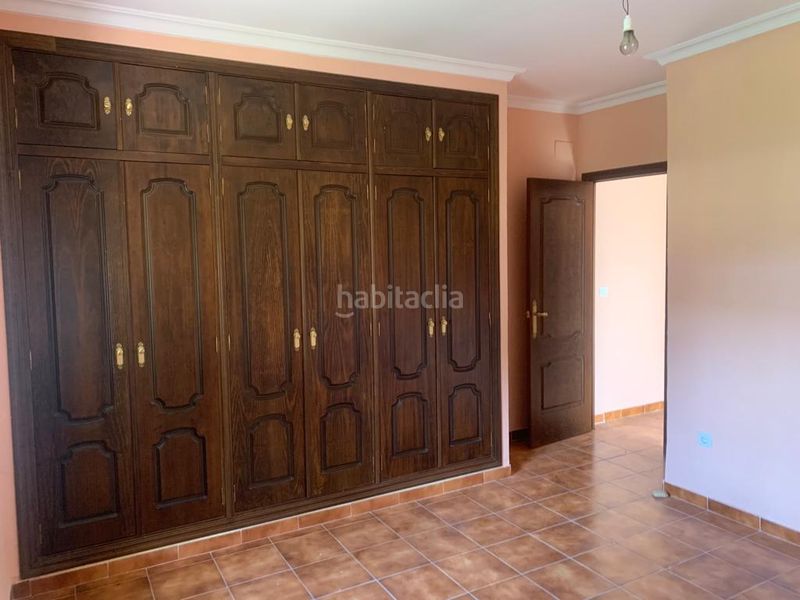 Foto d1af5a77-04c8-4fdc-94cd-343a5f5041cd. Rent chalet with pool in Arco Norte - Avda España Dos Hermanas