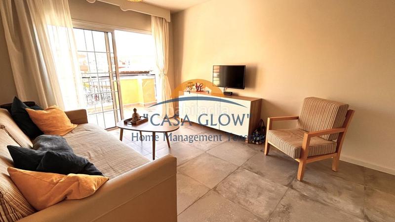 Foto 7d13f2ca-58f0-42bc-8dfe-130a11010704. Ático hermoso apartamento renovado en Los Cristianos Arona