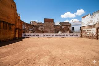 Terreno residencial en Consolacion 3. Una oportunidad que no se repite en el centro histórico de córdo