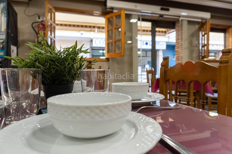 Foto 422f7eb7-d282-4ef0-8375-d9e51dcb765a. Local comercial en venta bar ricardo mítico bar ricardo en el cerro en Sevilla