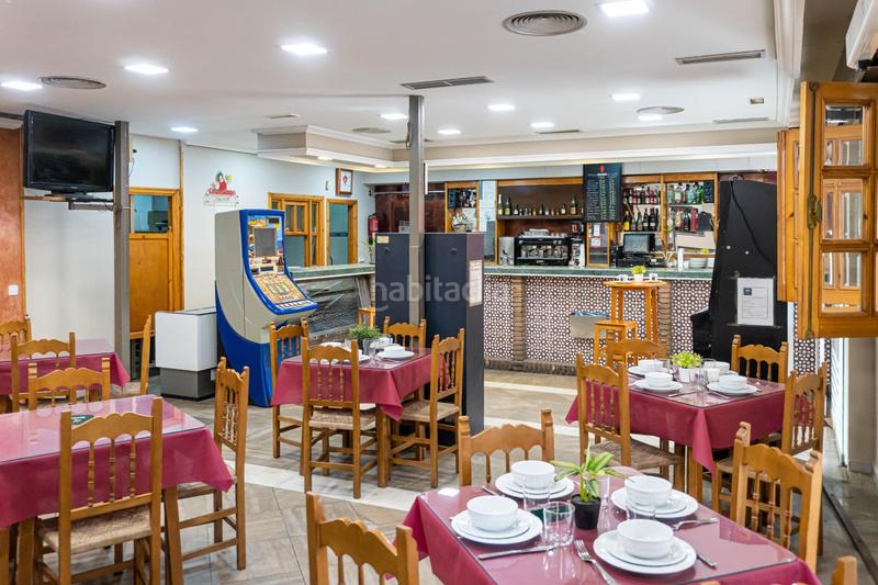 Foto 4857c17b-f563-4d02-836c-d68031d10f36. Local comercial en venta bar ricardo mítico bar ricardo en el cerro en Sevilla