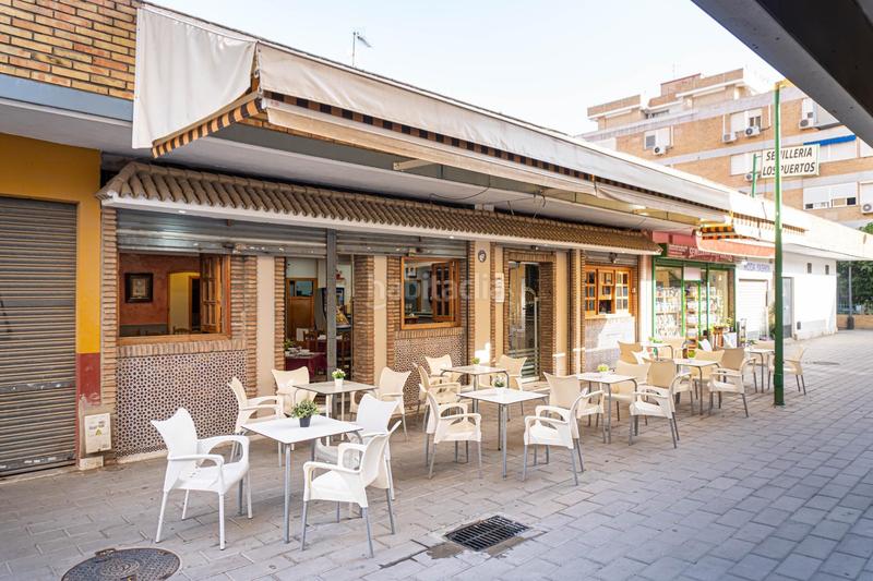 Foto 498ad540-6135-47bf-be99-301d5852b0eb. Local comercial en venta bar ricardo mítico bar ricardo en el cerro en Sevilla