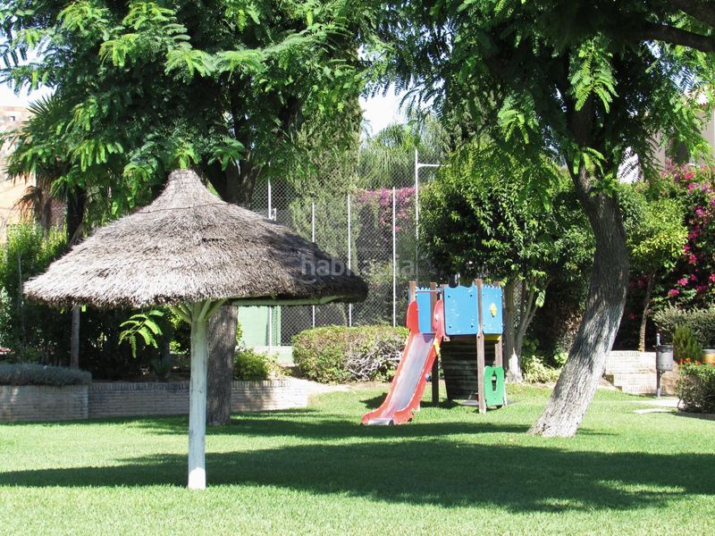 Foto 3991095c-8991-4871-b69a-11be46e24268. Xalet amb calefacció aparcament piscina a Valencina de la Concepción