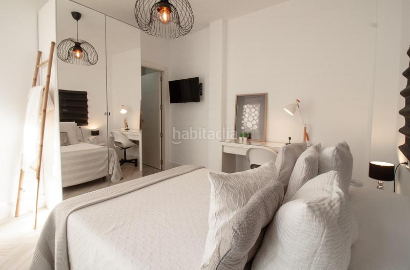 Foto 7022518b-bec1-4427-89bc-81f8f5b208e4. Alquiler casa  de lujo independiente con tres suites y terraza en nervión. en Sevilla