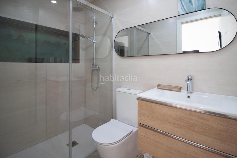 Foto 7430f72c-f7d2-451e-8521-e2d15a0052ae. Alquiler casa  de lujo independiente con tres suites y terraza en nervión. en Sevilla