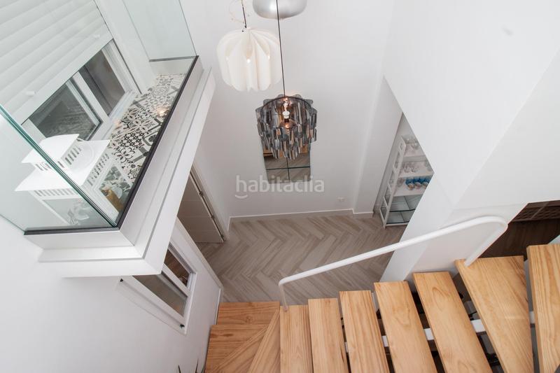 Foto add484ac-0ff8-4853-9096-83fe15cffc7a. Alquiler casa  de lujo independiente con tres suites y terraza en nervión. en Sevilla