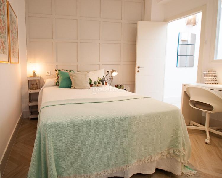 Foto 509688bc-f5c0-4014-b643-a1ca80b8dda2. Miete haus mit heizung in Barrio del Nervión Sevilla