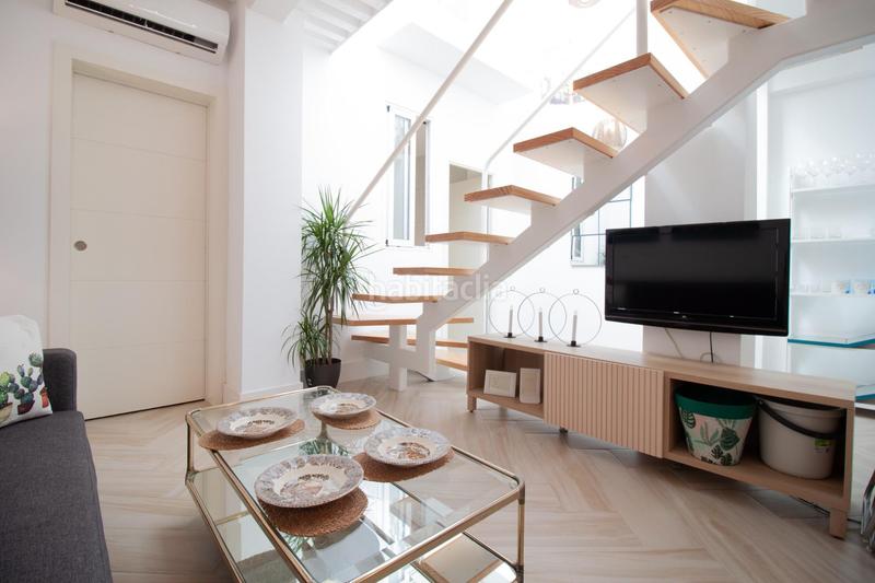 Foto 20fcbaf5-9e0f-4301-a705-e93cc59e2b8c. Rent house with heating in Barrio del Nervión Sevilla