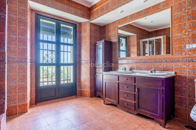 Foto 00f18c89-84c8-469a-be15-66acbcf48a39. Masia amb aparcament piscina a Carmona