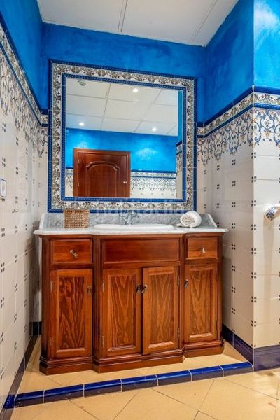 Foto 35992b8a-2e47-450a-b1de-05d2051abb08. Masia amb aparcament piscina a Carmona