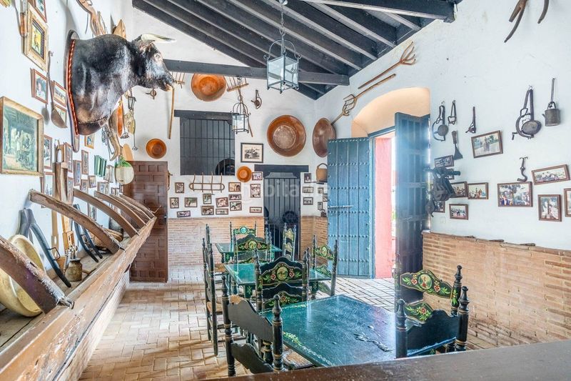 Foto 79a222d6-8878-456e-a9a4-4c848c7bc095. Masia amb aparcament piscina a Carmona