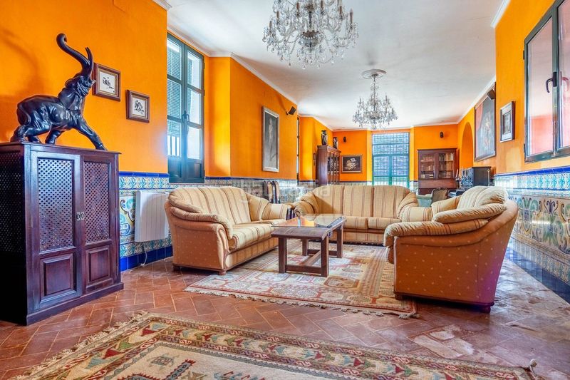 Foto a5851e38-b115-4327-a91c-0d524fbd424a. Masia amb aparcament piscina a Carmona