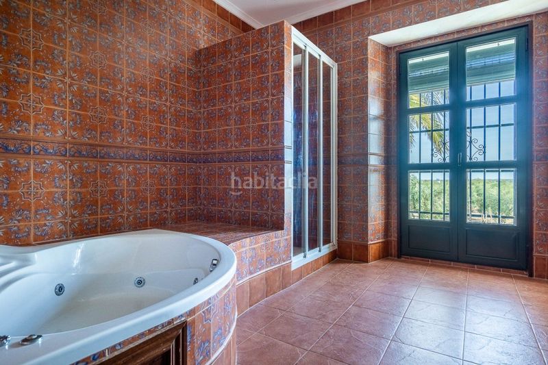 Foto ad4d668f-0670-4e88-b97c-39241a0bce12. Masia amb aparcament piscina a Carmona
