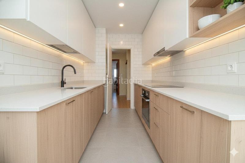 Foto 224b4e03-dbab-47ac-8fee-9f91979c22b3. Flat in colores - entreparques Sevilla