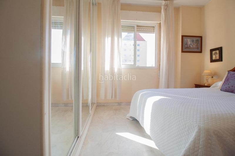 Foto 4548e6dd-18dc-4a77-b251-e133686edb1b. Flat in colores - entreparques Sevilla