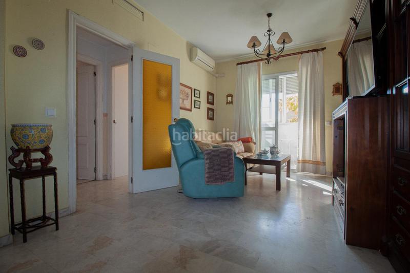 Foto 5b4ca59f-bd54-43c0-90e7-9470d2ea4565. Flat in colores - entreparques Sevilla