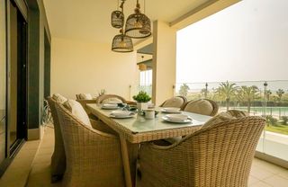 Appartement à Avenida pelicanos de los 6. Piso de lujo en exclusiva urbanización ocean home con 31 m2 de t