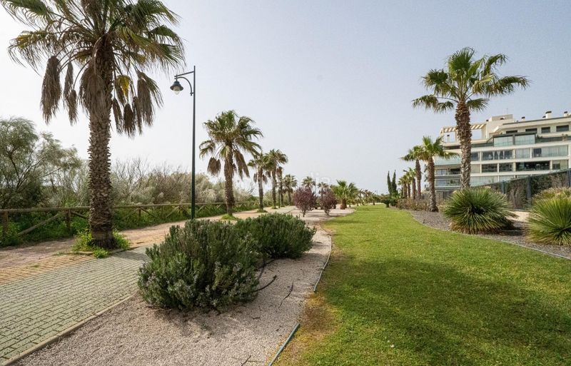 Foto 80b12eb7-a19a-49c1-8edc-49442f8211be. Apartament a avenida pelicanos de los 6 a Isla Canela Ayamonte