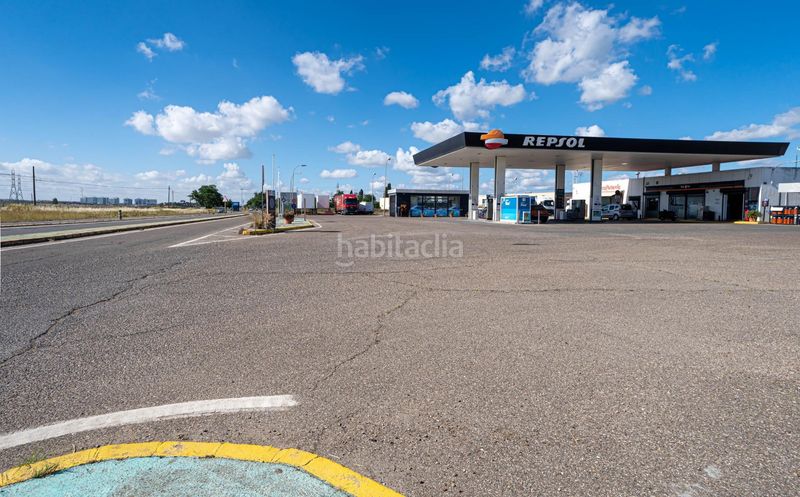 Foto b3f2f87c-360e-4ab9-a58e-a0b3ba902659. Bâtiment à usage industriel dans Rinconada (La)