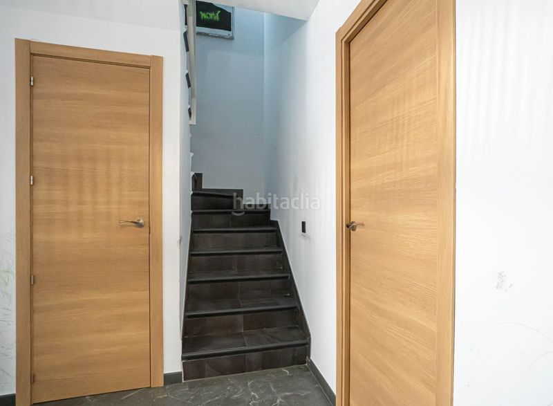 Foto 610354cb-fa2a-4c31-a129-29d333c3a584. Casa adossada a Olivares
