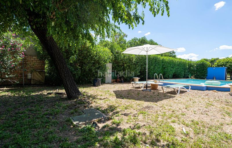 Foto e6720df6-caf6-434e-aaa8-2565b1287a2d. Casa amb calefacció aparcament piscina a Marchena