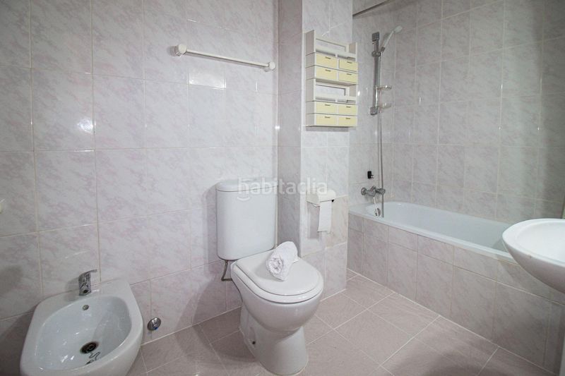 Foto 79b01569-1620-42b1-96c8-5da0bbd52e26. Casa amb calefacció aparcament a San Jose de la Rinconada