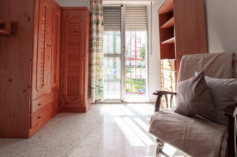 Foto e1b6b274-2aaf-4bed-9736-54647cce50ed. Casa amb calefacció aparcament a San Jose de la Rinconada